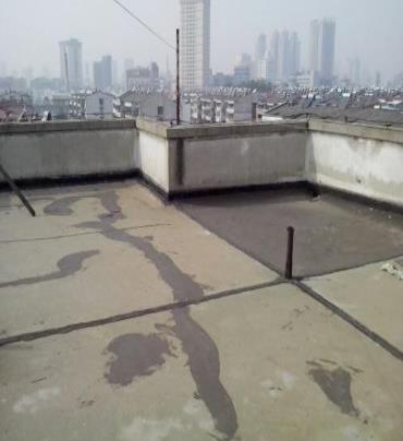 越秀漏水维修 楼顶漏水是什么原因，楼顶漏水维修方法是什么?